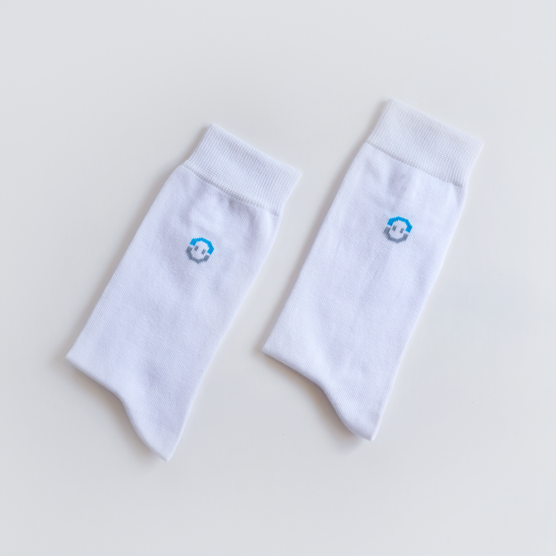 Long White (blue pattern)